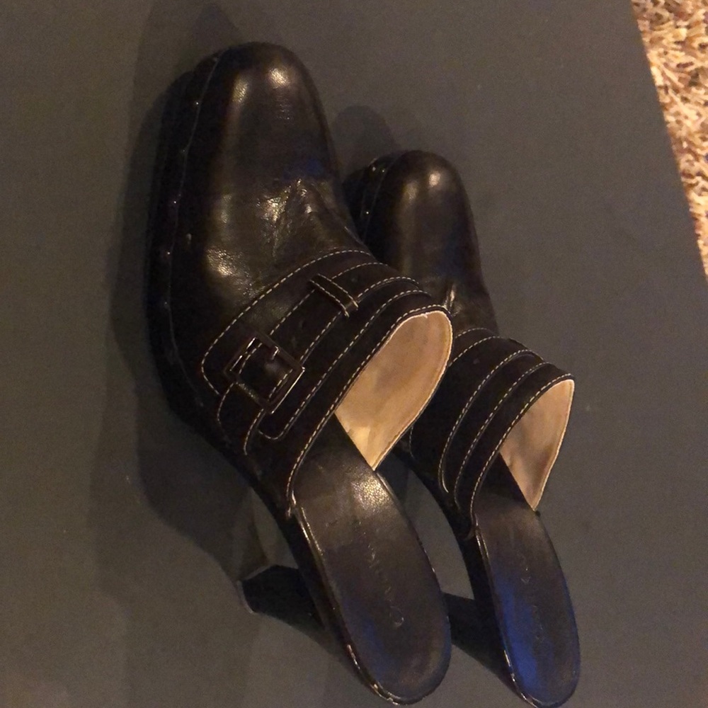 Black slide on mules